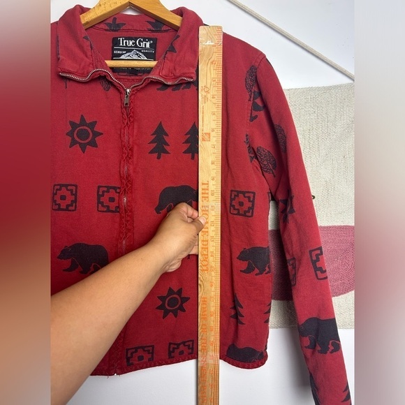 True grit Bear Printed fleece Jacket full zip Long sleeve red-Black minimalist S - Picture 8 of 11